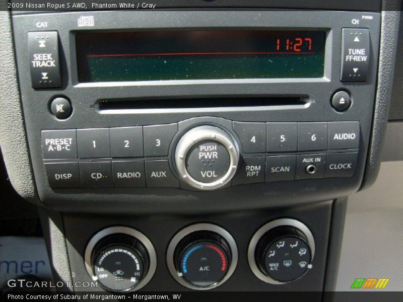 Phantom White / Gray 2009 Nissan Rogue S AWD