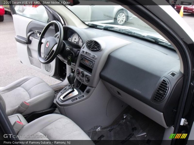 Silver Nickel / Gray 2005 Saturn VUE V6 AWD