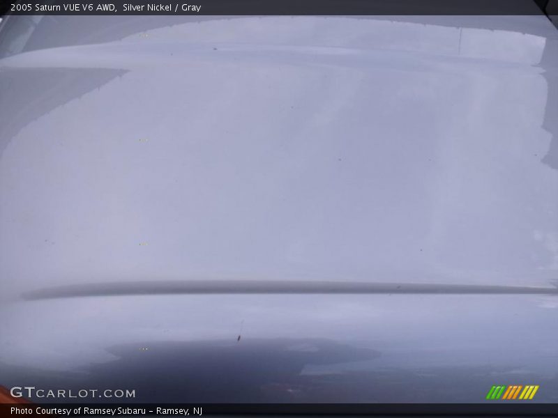 Silver Nickel / Gray 2005 Saturn VUE V6 AWD