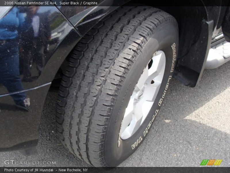 Super Black / Graphite 2006 Nissan Pathfinder SE 4x4