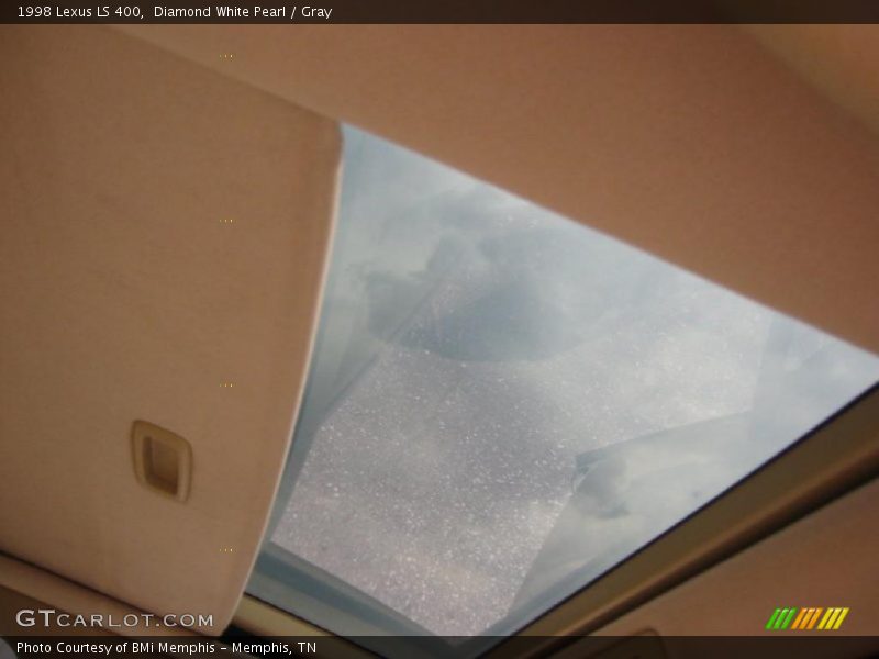 Diamond White Pearl / Gray 1998 Lexus LS 400