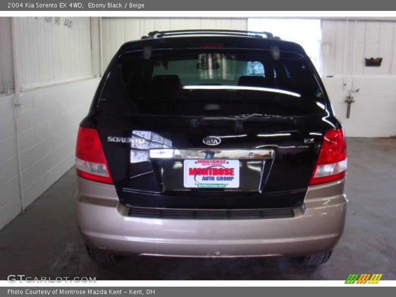 Ebony Black / Beige 2004 Kia Sorento EX 4WD
