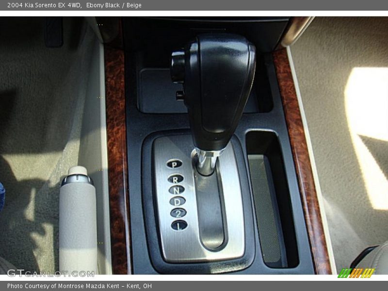 Ebony Black / Beige 2004 Kia Sorento EX 4WD