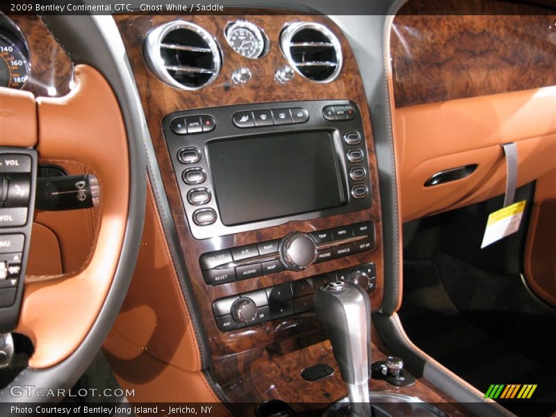 Ghost White / Saddle 2009 Bentley Continental GTC