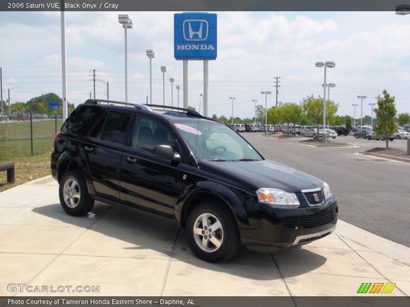 Black Onyx / Gray 2006 Saturn VUE