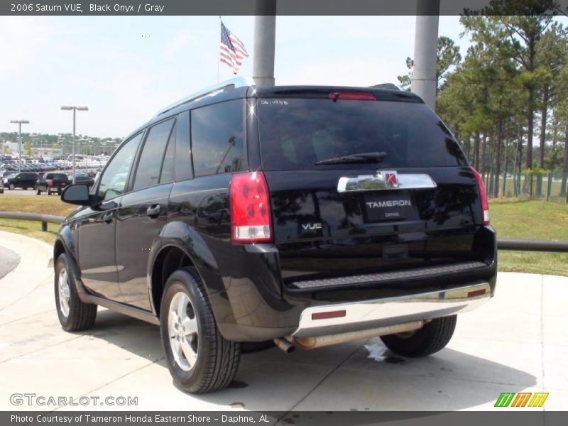 Black Onyx / Gray 2006 Saturn VUE