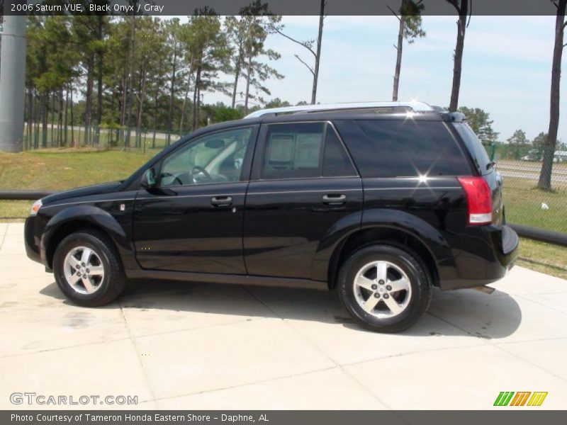 Black Onyx / Gray 2006 Saturn VUE