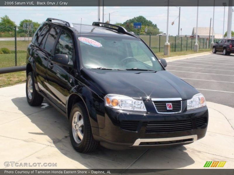 Black Onyx / Gray 2006 Saturn VUE