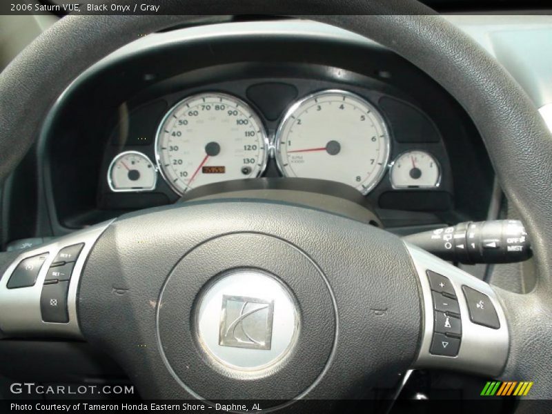 Black Onyx / Gray 2006 Saturn VUE