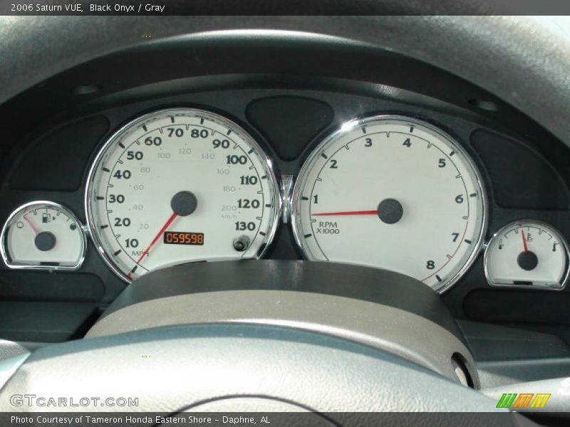 Black Onyx / Gray 2006 Saturn VUE