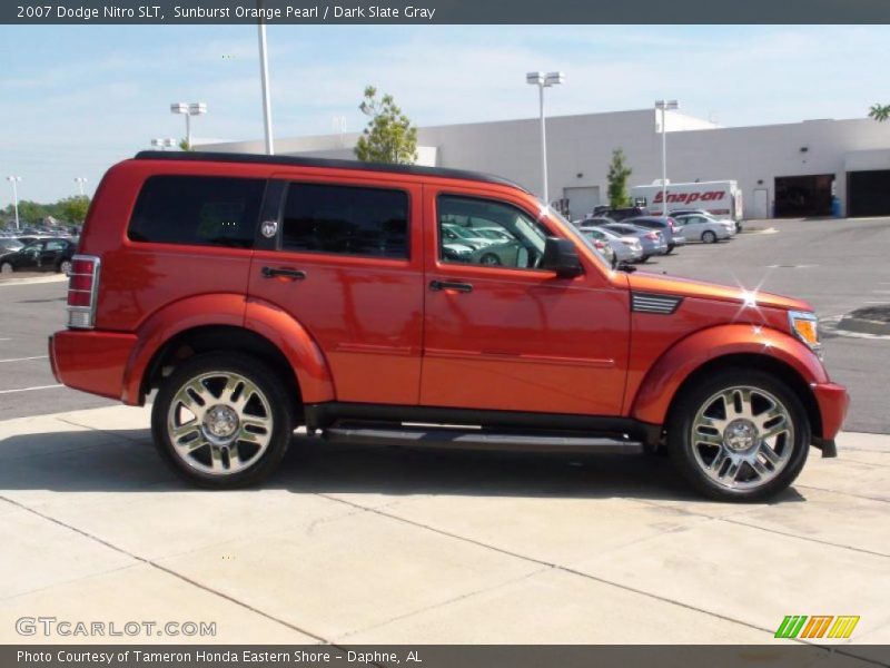 Sunburst Orange Pearl / Dark Slate Gray 2007 Dodge Nitro SLT