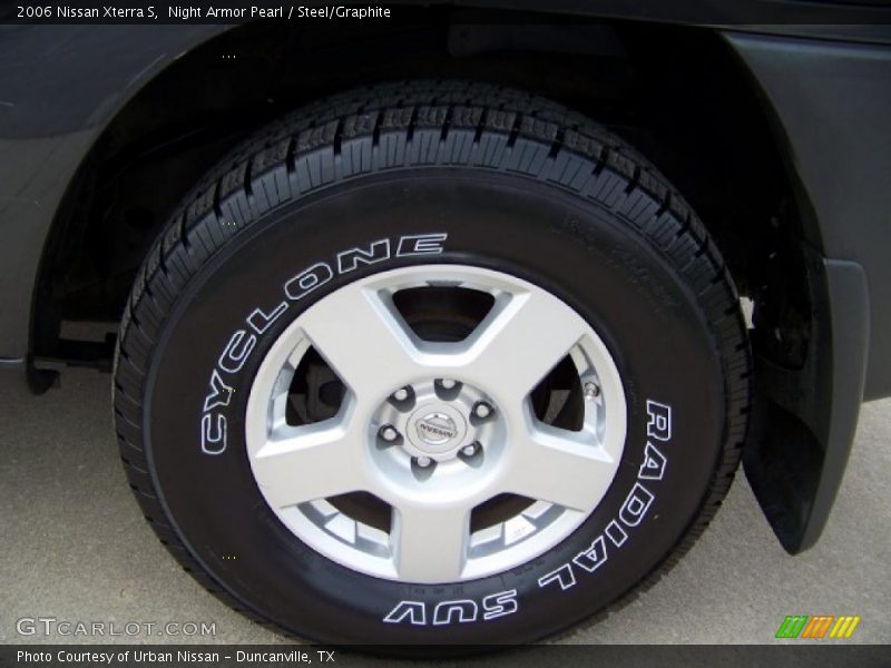 Night Armor Pearl / Steel/Graphite 2006 Nissan Xterra S