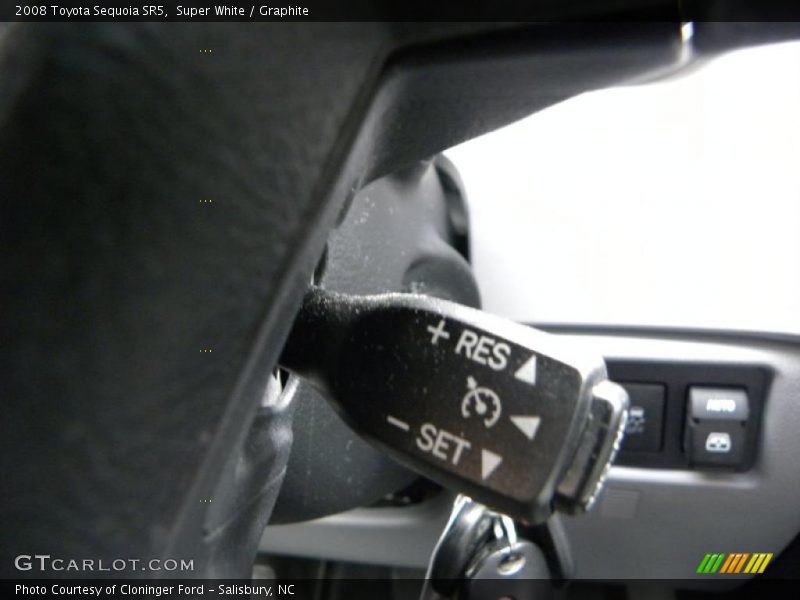 Super White / Graphite 2008 Toyota Sequoia SR5
