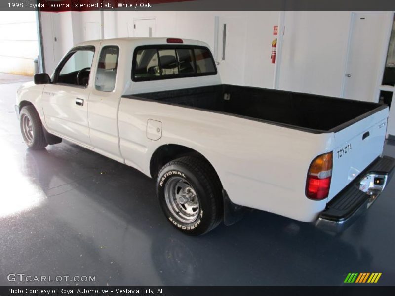 White / Oak 1998 Toyota Tacoma Extended Cab