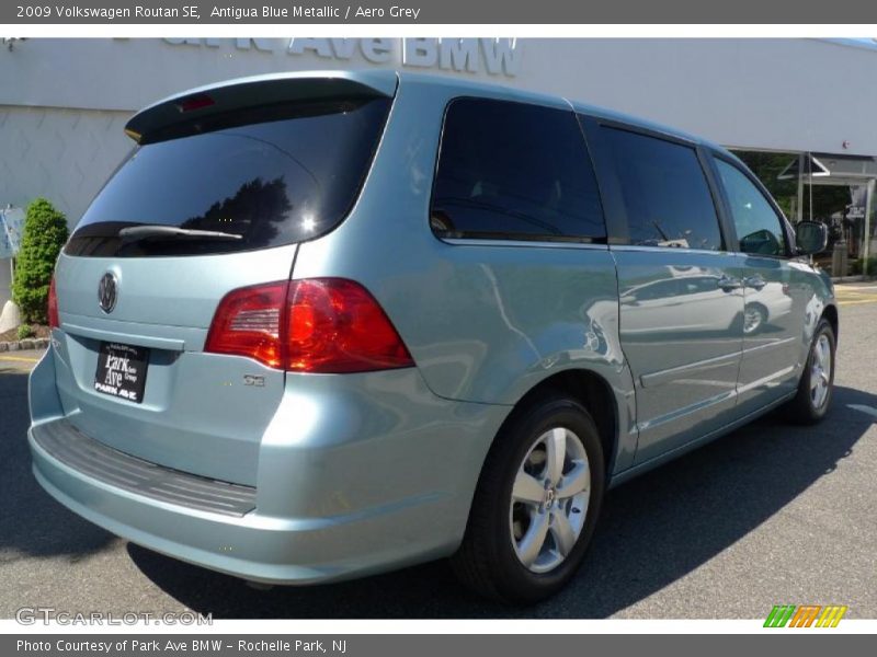 Antigua Blue Metallic / Aero Grey 2009 Volkswagen Routan SE