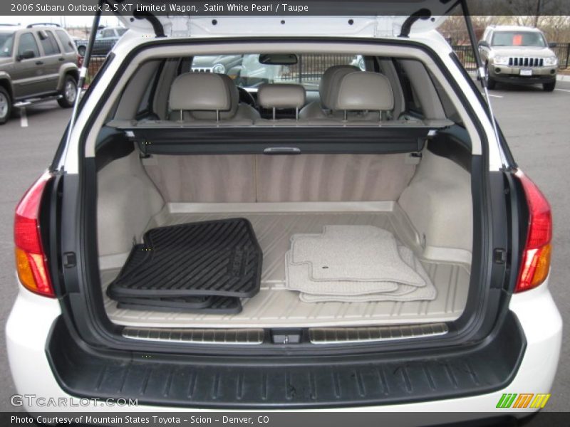 Satin White Pearl / Taupe 2006 Subaru Outback 2.5 XT Limited Wagon