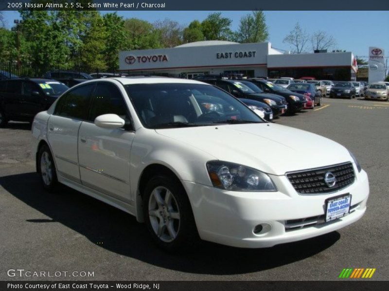 Satin White Pearl / Charcoal 2005 Nissan Altima 2.5 SL