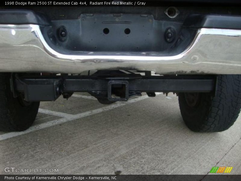 Radiant Fire Red Metallic / Gray 1998 Dodge Ram 2500 ST Extended Cab 4x4