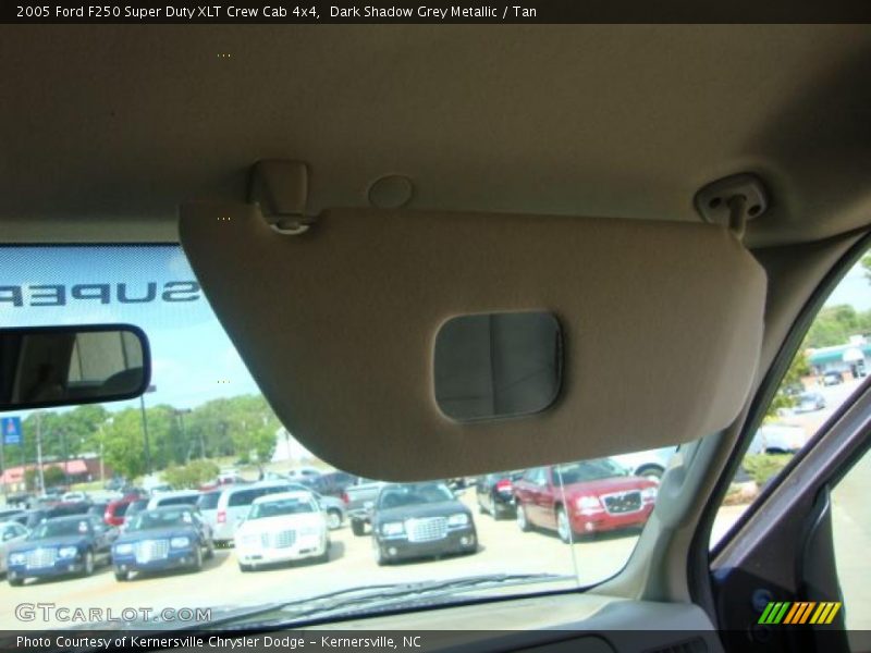 Dark Shadow Grey Metallic / Tan 2005 Ford F250 Super Duty XLT Crew Cab 4x4