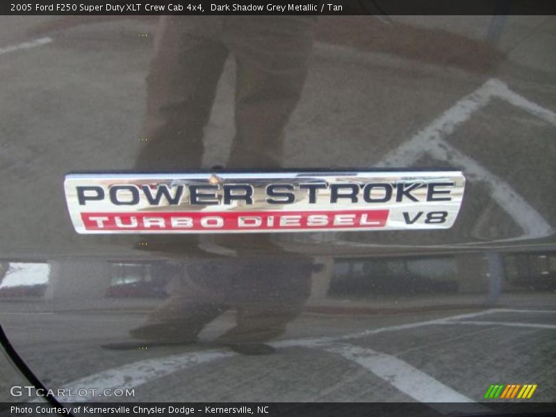 Dark Shadow Grey Metallic / Tan 2005 Ford F250 Super Duty XLT Crew Cab 4x4