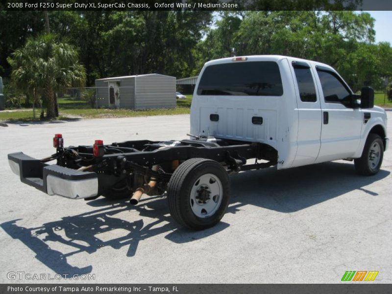 Oxford White / Medium Stone 2008 Ford F250 Super Duty XL SuperCab Chassis