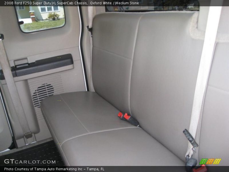 Oxford White / Medium Stone 2008 Ford F250 Super Duty XL SuperCab Chassis