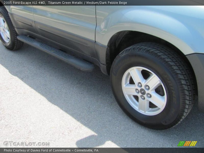 Titanium Green Metallic / Medium/Dark Pebble Beige 2005 Ford Escape XLS 4WD