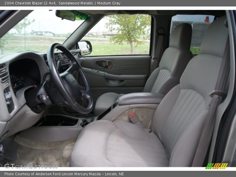 Sandalwood Metallic / Medium Gray 2004 Chevrolet Blazer LS 4x4