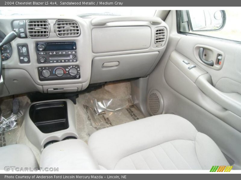 Sandalwood Metallic / Medium Gray 2004 Chevrolet Blazer LS 4x4