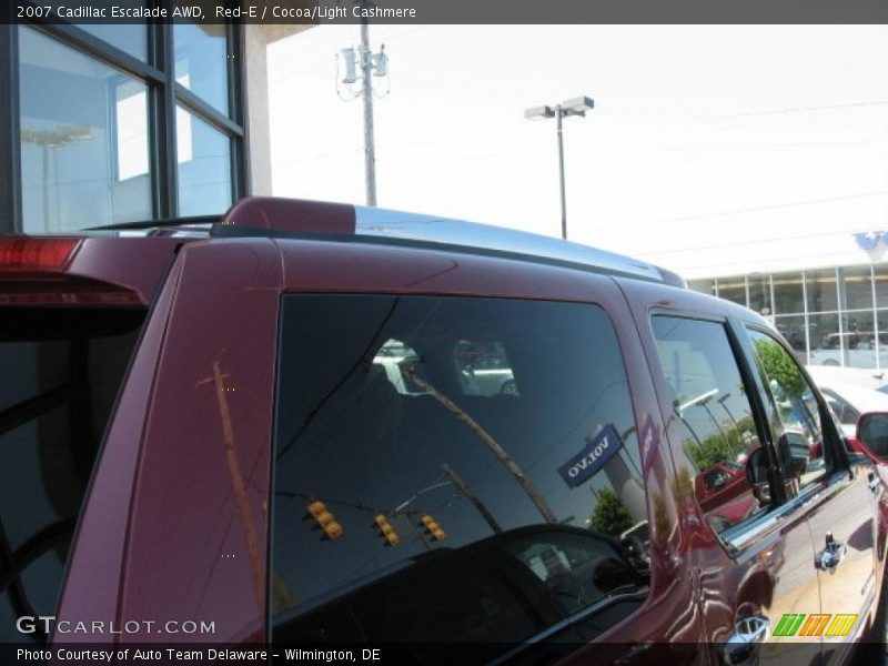 Red-E / Cocoa/Light Cashmere 2007 Cadillac Escalade AWD