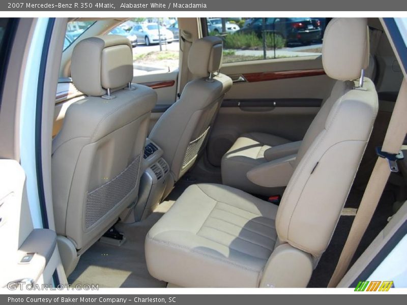 Alabaster White / Macadamia 2007 Mercedes-Benz R 350 4Matic