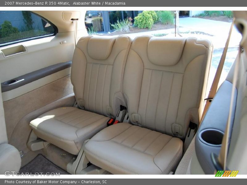 Alabaster White / Macadamia 2007 Mercedes-Benz R 350 4Matic