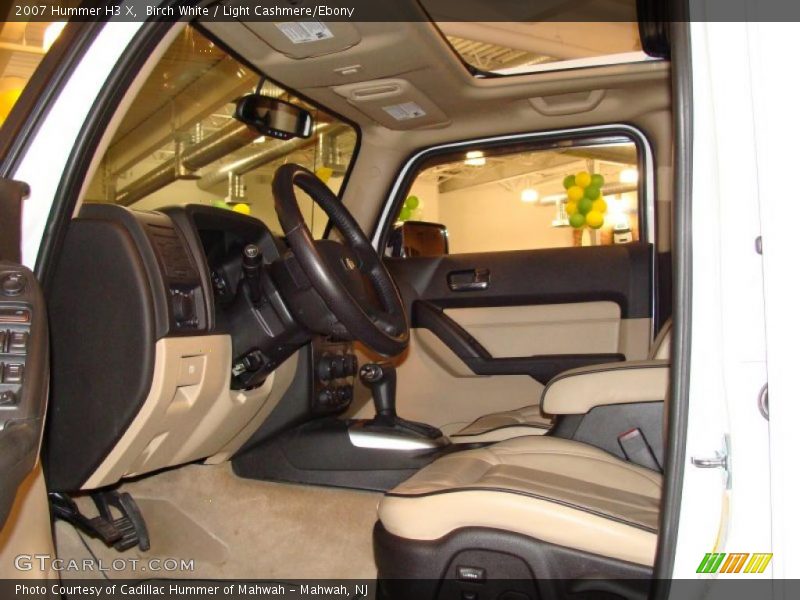 Birch White / Light Cashmere/Ebony 2007 Hummer H3 X