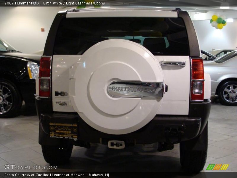 Birch White / Light Cashmere/Ebony 2007 Hummer H3 X