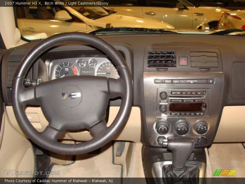 Birch White / Light Cashmere/Ebony 2007 Hummer H3 X