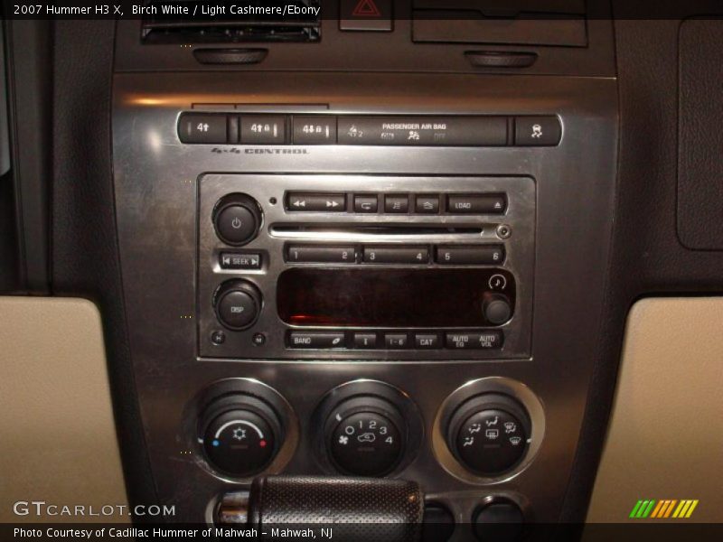 Birch White / Light Cashmere/Ebony 2007 Hummer H3 X