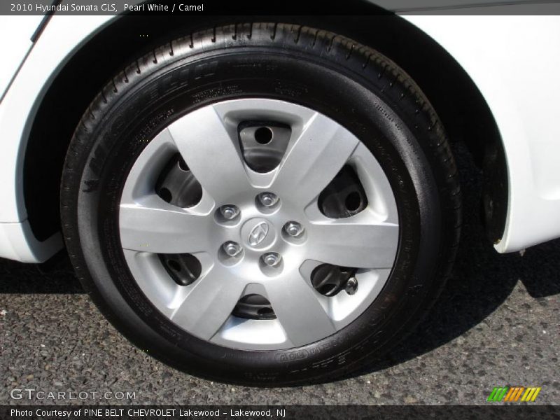 Pearl White / Camel 2010 Hyundai Sonata GLS