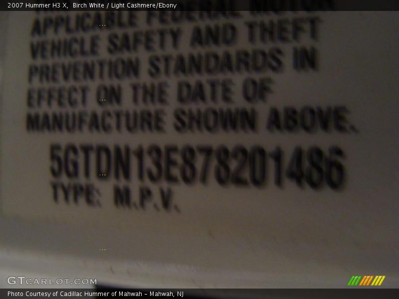 Birch White / Light Cashmere/Ebony 2007 Hummer H3 X