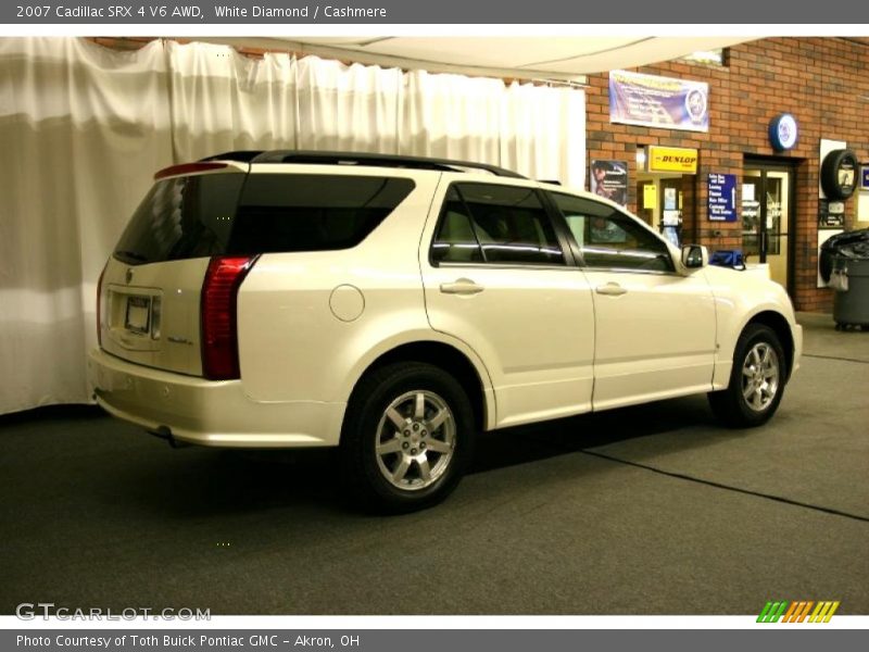 White Diamond / Cashmere 2007 Cadillac SRX 4 V6 AWD