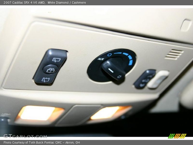 White Diamond / Cashmere 2007 Cadillac SRX 4 V6 AWD