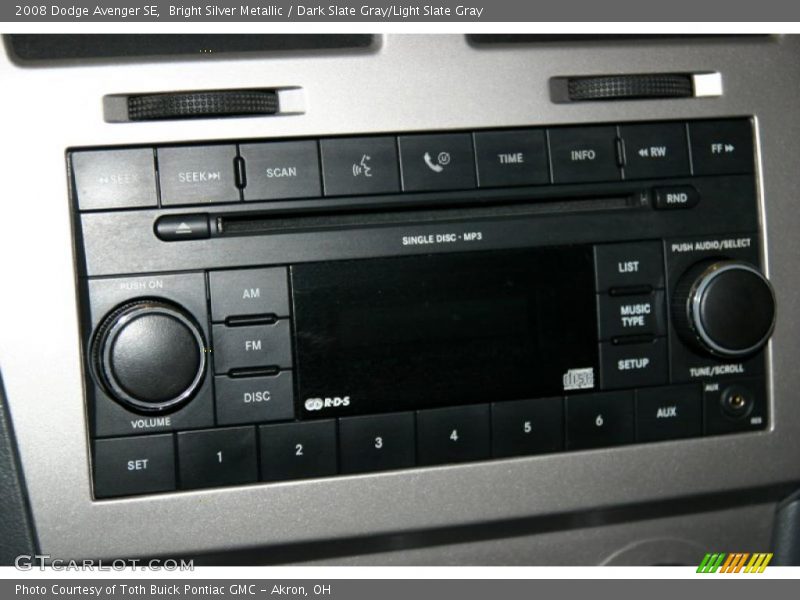 Bright Silver Metallic / Dark Slate Gray/Light Slate Gray 2008 Dodge Avenger SE