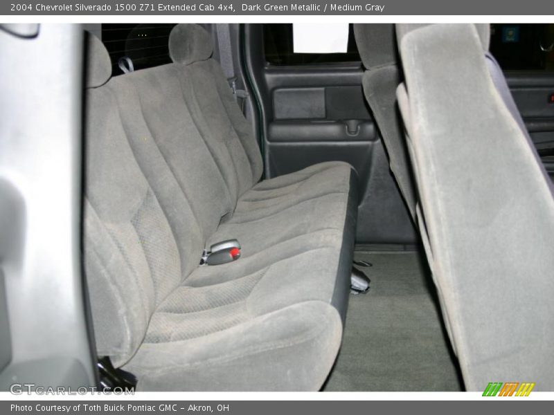 Dark Green Metallic / Medium Gray 2004 Chevrolet Silverado 1500 Z71 Extended Cab 4x4
