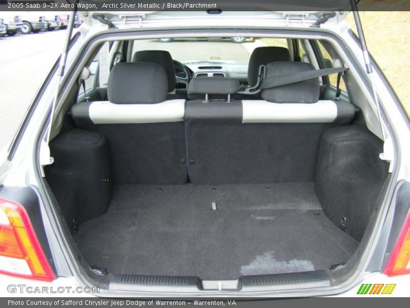  2005 9-2X Aero Wagon Trunk