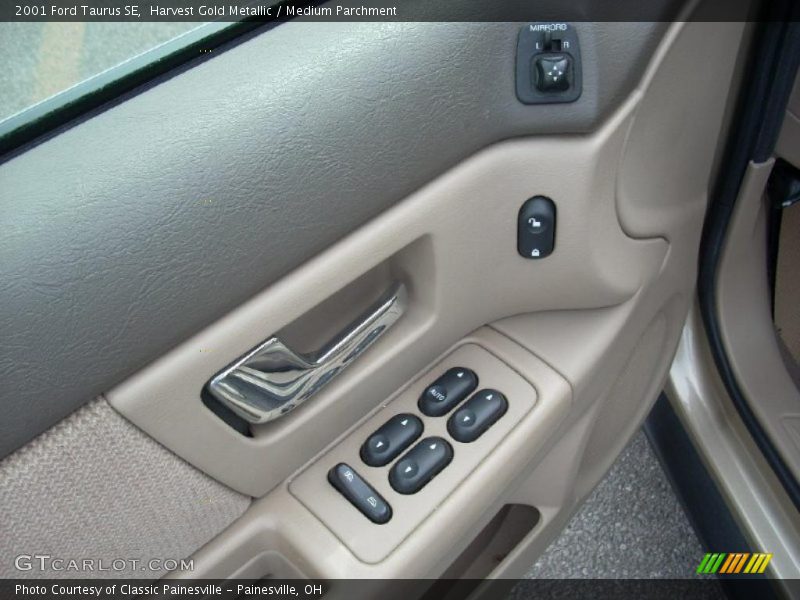 Harvest Gold Metallic / Medium Parchment 2001 Ford Taurus SE