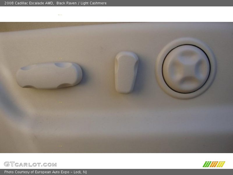 Black Raven / Light Cashmere 2008 Cadillac Escalade AWD