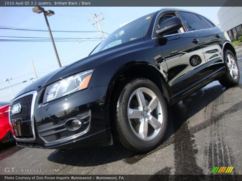 Brilliant Black / Black 2010 Audi Q5 3.2 quattro