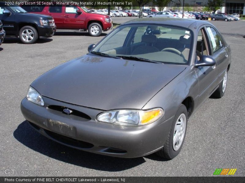 Mineral Gray Metallic / Medium Prairie Tan 2002 Ford Escort SE Sedan