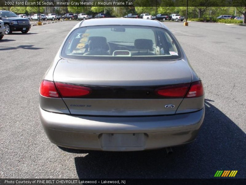 Mineral Gray Metallic / Medium Prairie Tan 2002 Ford Escort SE Sedan