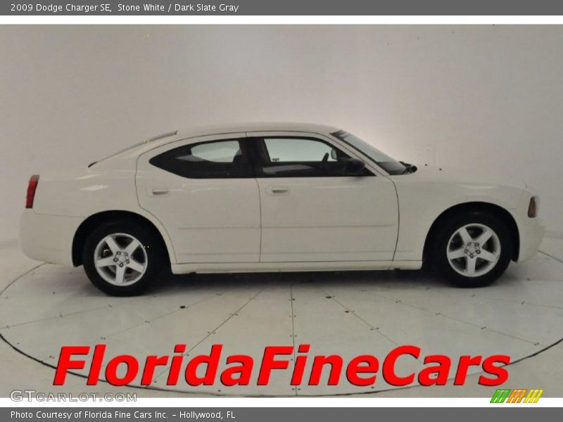 Stone White / Dark Slate Gray 2009 Dodge Charger SE