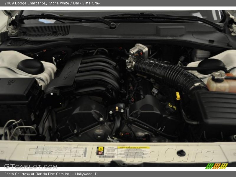 Stone White / Dark Slate Gray 2009 Dodge Charger SE
